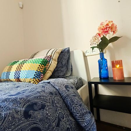 By Urquinaona Rooms Барселона Экстерьер фото